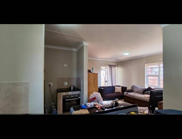 2 BEDROOM HOUSE FOR SALE IN PARKDENE